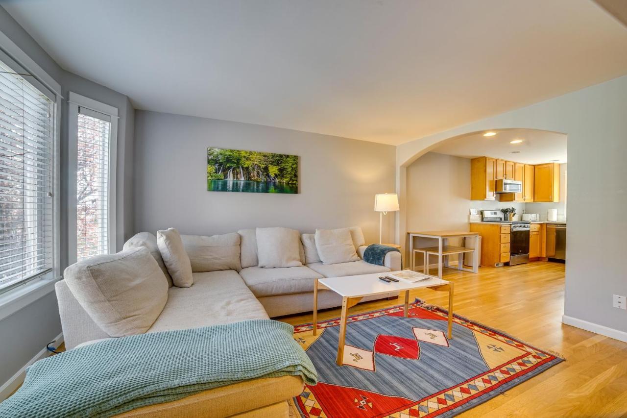 Pet-friendly Townhome Less Than 1 Mile To Lake! * Seattle