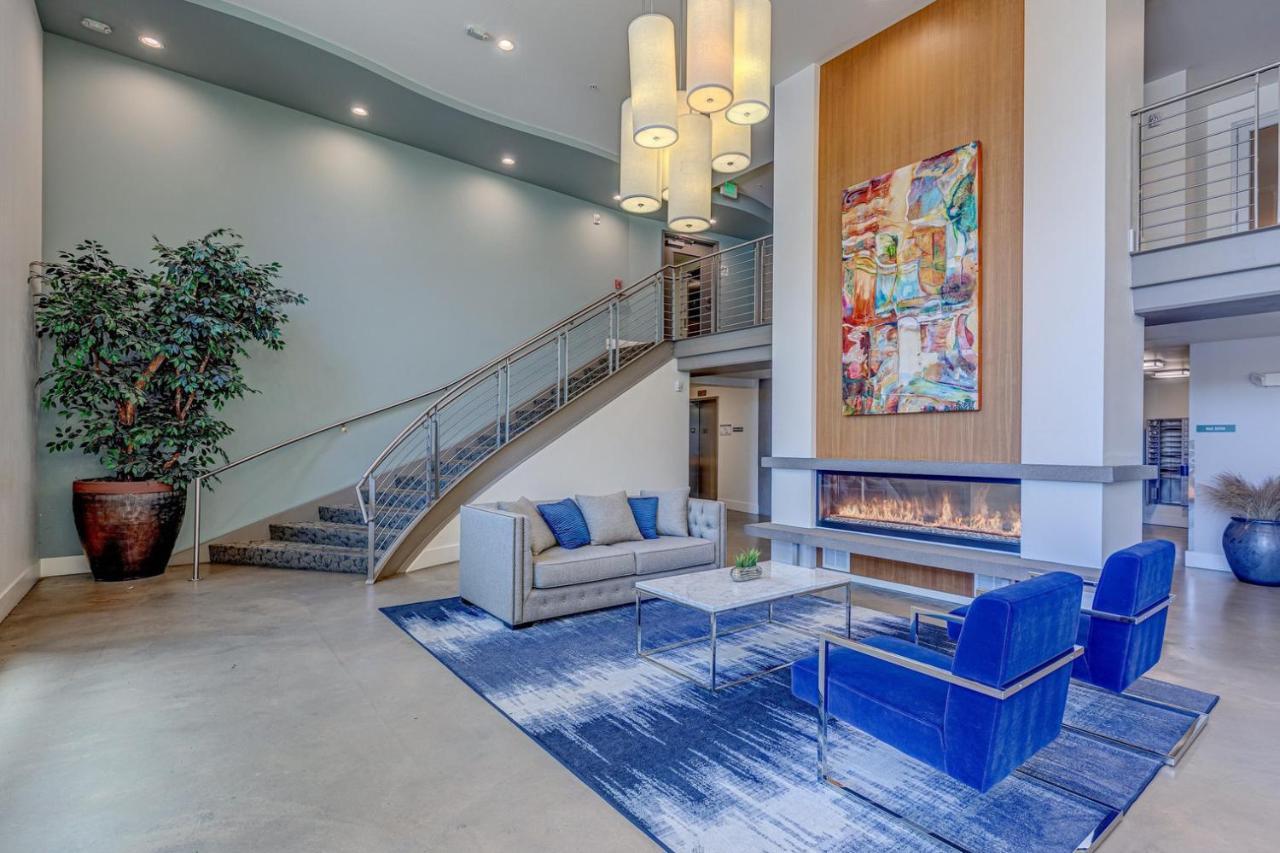 Wallingford 1br W Lounge Pets Nr 99 I-5 Sea-559