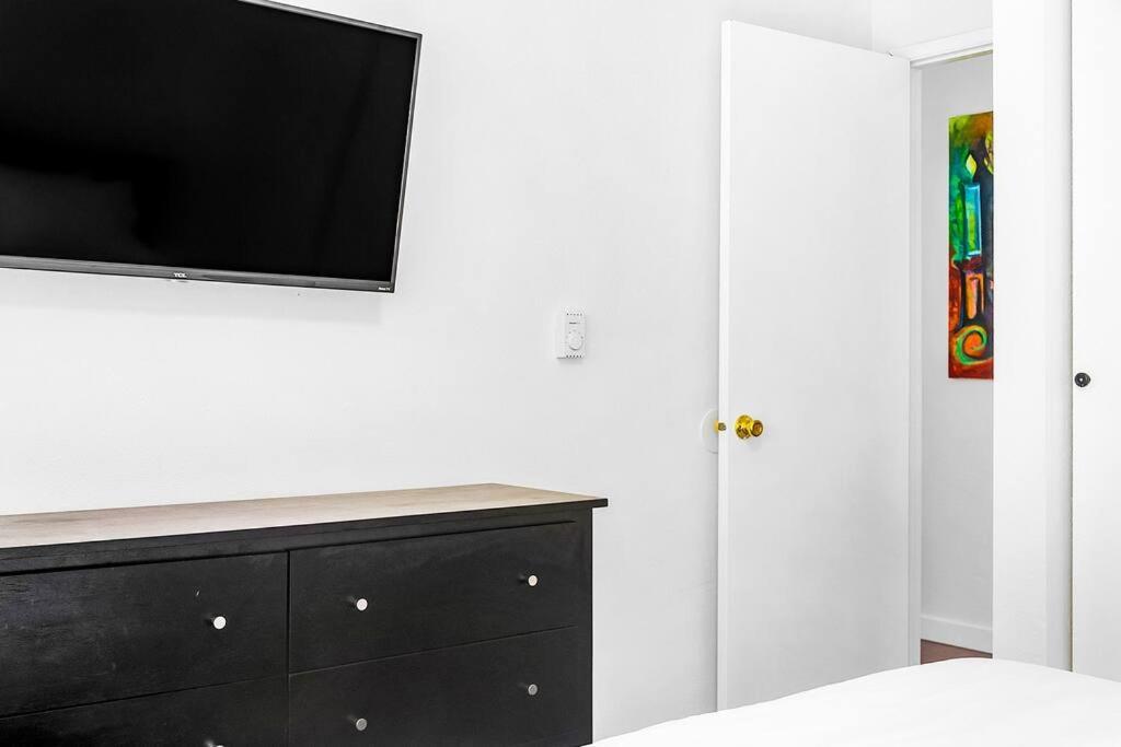 Apartment Cloud 2br Prime Location *