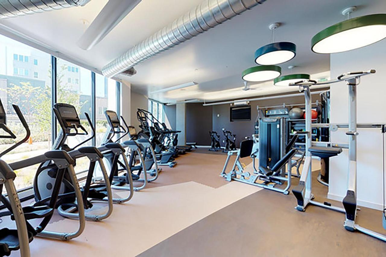First Hill Jr 1br W Rooftop Gym Nr Park Sea-583 * Seattle