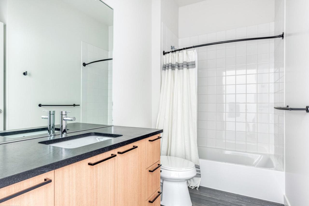 Capitol Hill 1br W Wd Rooftop Lounge Nr Park Sea-130 * Seattle