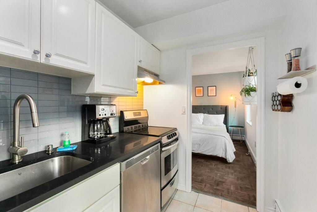 In The Heart Of - Fast Wi-fi & Ac Apartment
