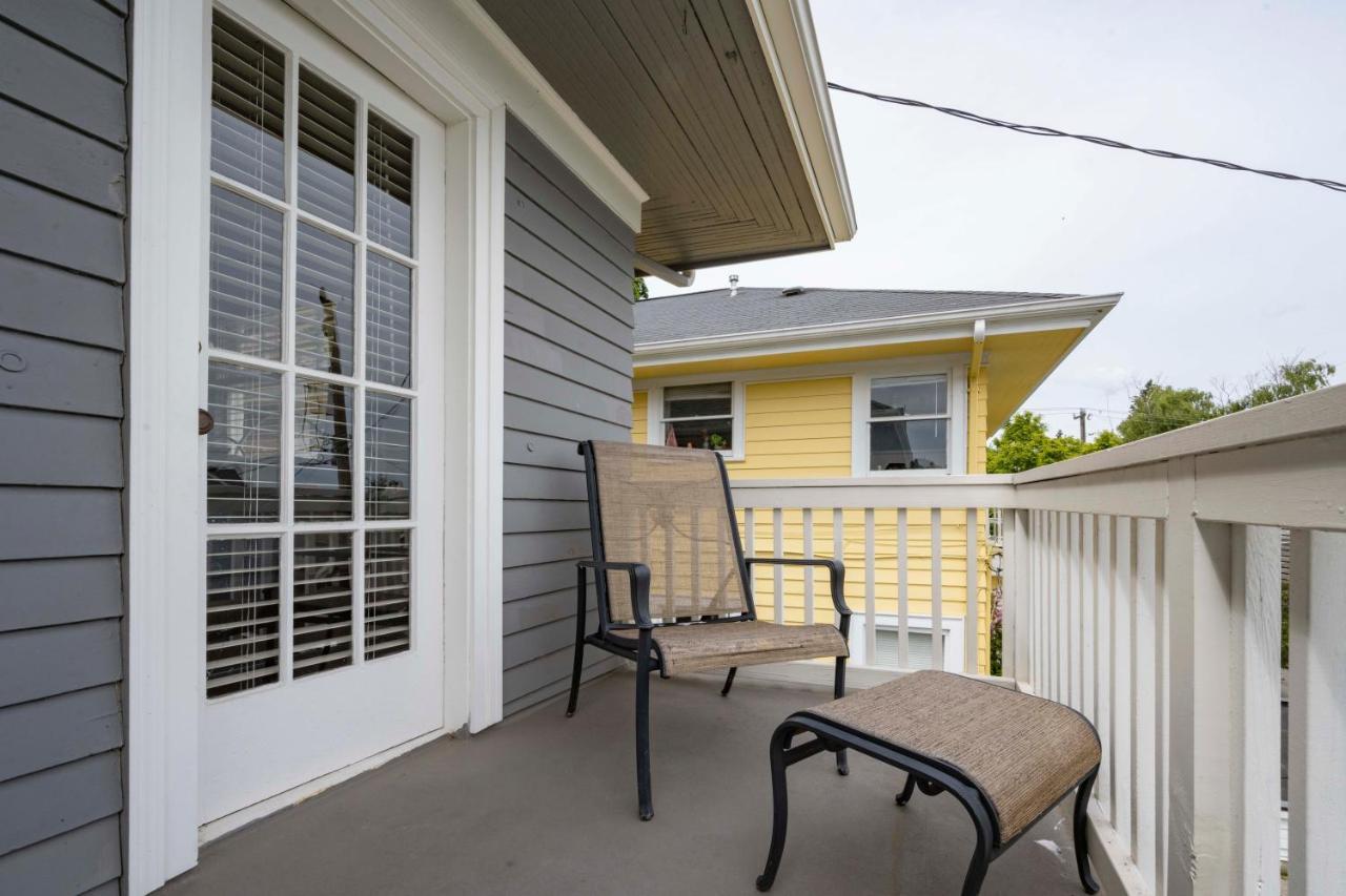 U-district Warmth 8 Mins Walk To Uw Holiday home