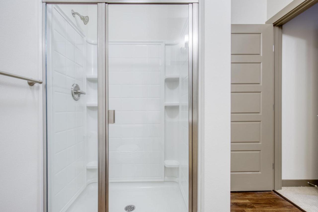 Apartment Ballard 2br W Gym Pet Area Nr Ballard Locks Sea-270