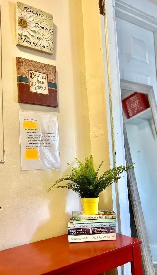 Homestay Tiny Private Seattle