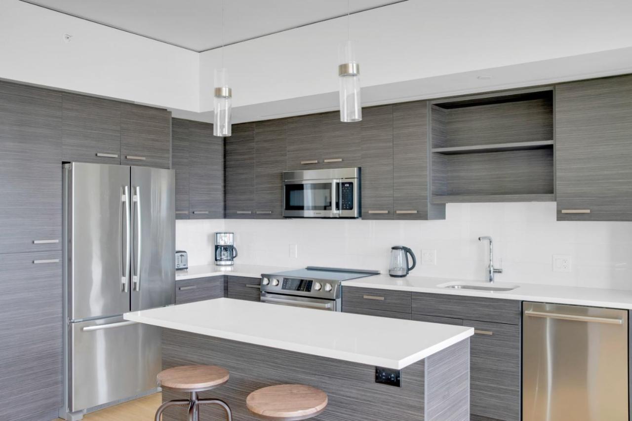 Downtown 1br W Gym Wd Bbq Nr Dining Shops Sea-399