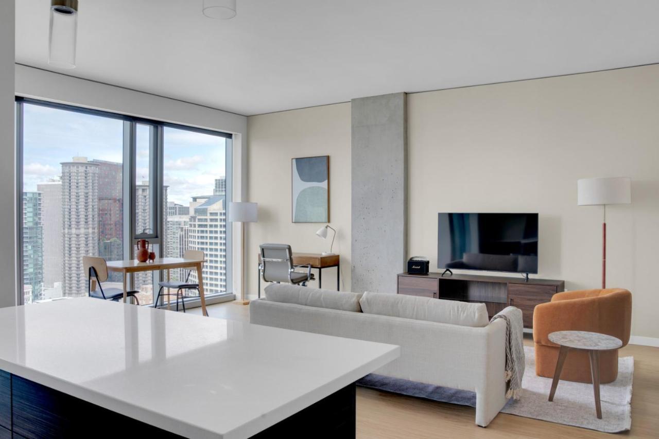 Downtown 1br W Gym Wd Bbq Nr Dining Shops Sea-399 Seattle