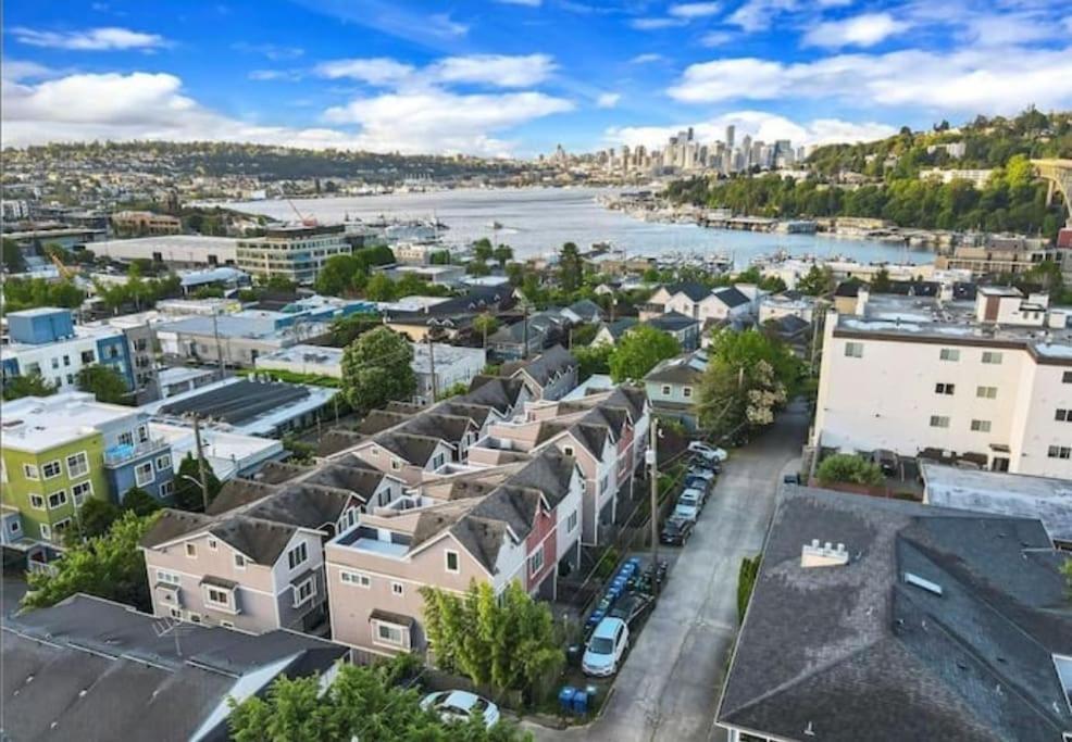 Fremont's Stylish Home-lake Union View On Rooftop *