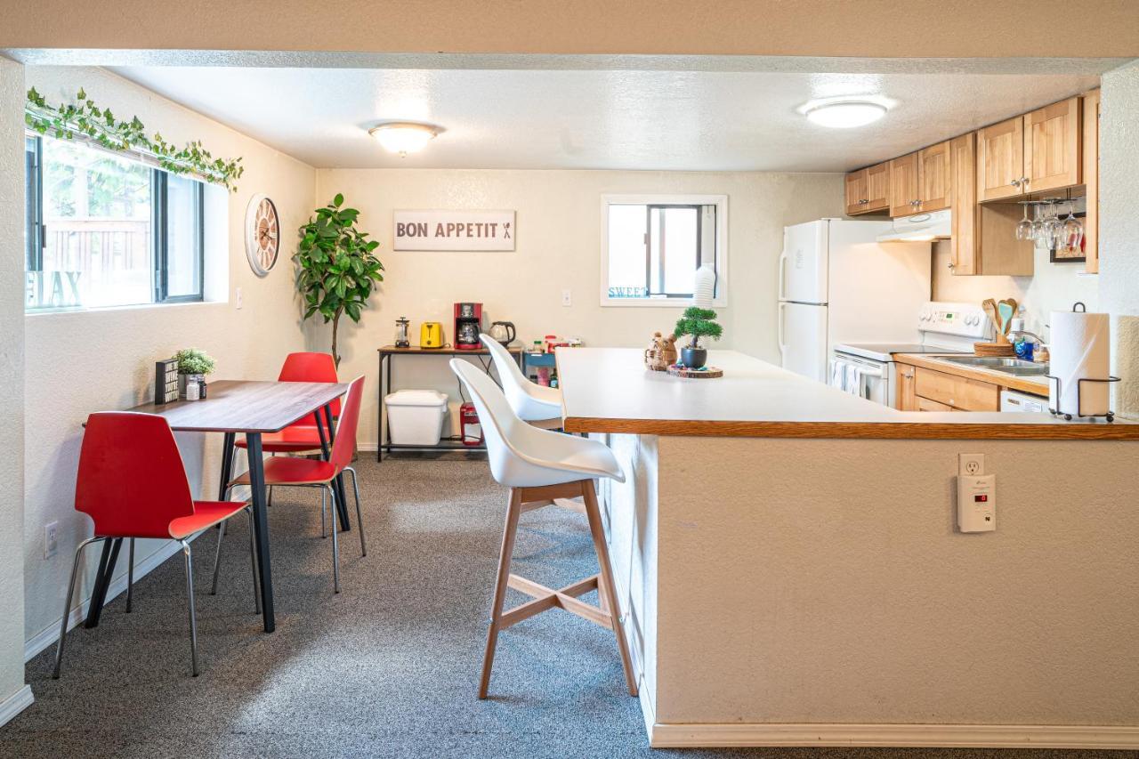 Fun Fremont 2br - Walk To Food And Shops! Holiday home