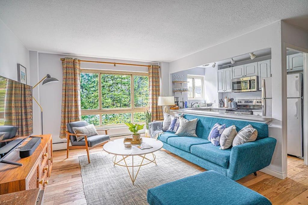 Apartment Tranquil 2br Downtown Condo, Parking, King Bed *