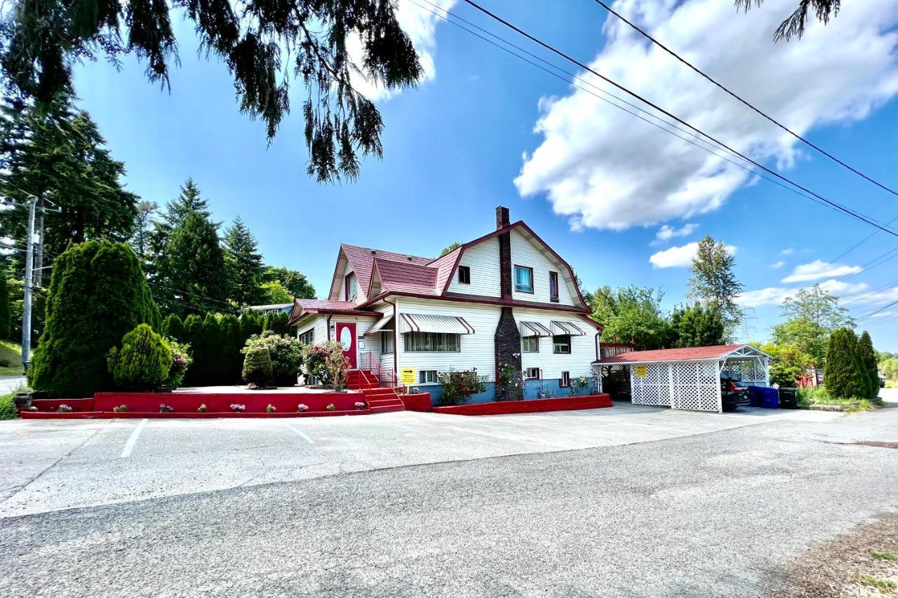 Private With Shared Bathroom Near Airport And Downtown