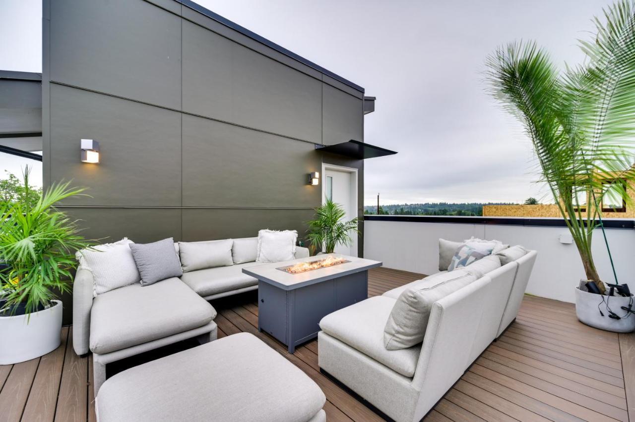 Holiday home Luxury Vacation With Fire Pit! Seattle