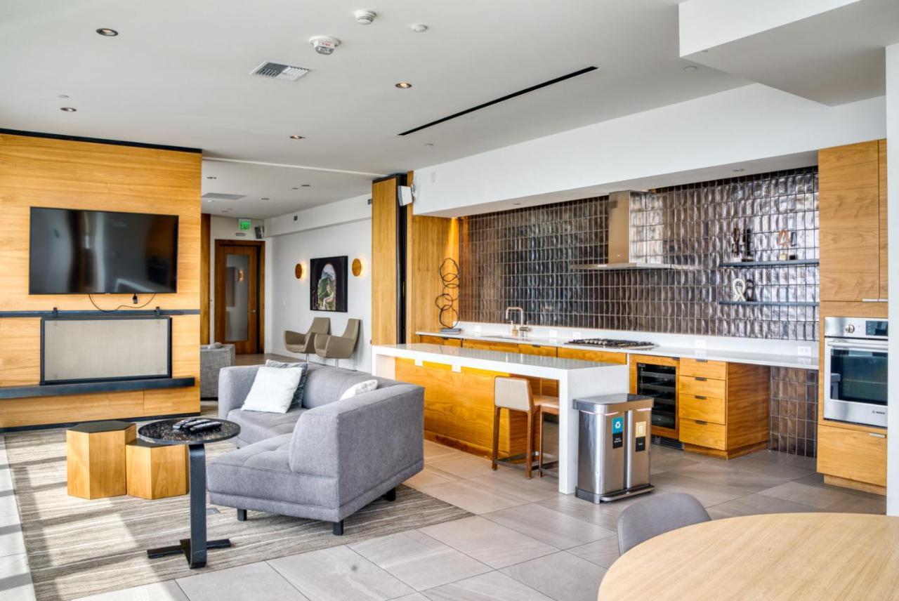Downtown 1br W Gym Wd Bbq Nr Dining Shops Sea-399 * Seattle