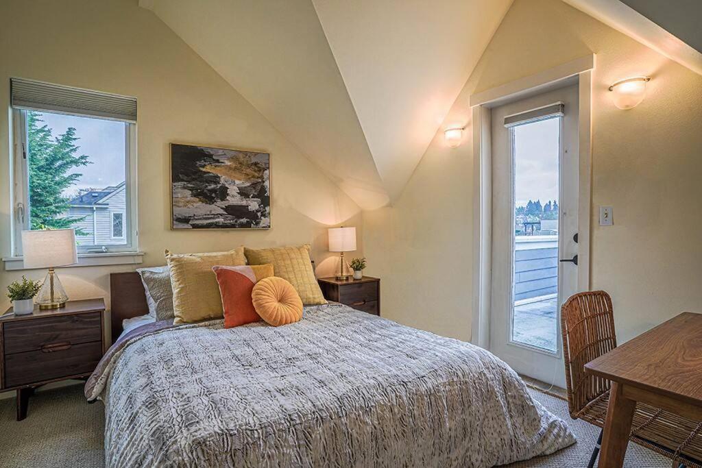 Fremont's Stylish Home-lake Union View On Rooftop Holiday home