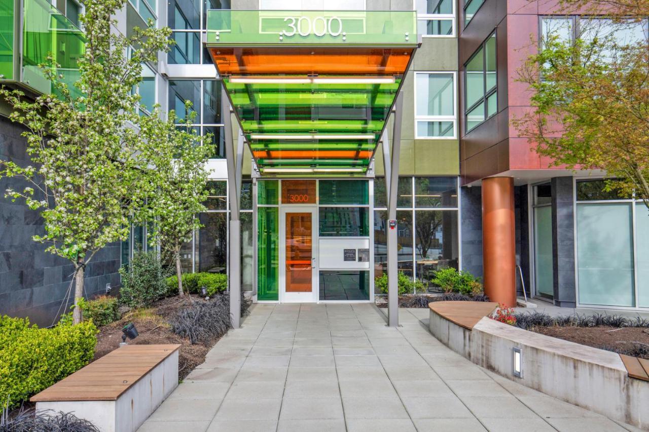 Columbia 2br W Wd Gym Nr Light Rail Sea-341