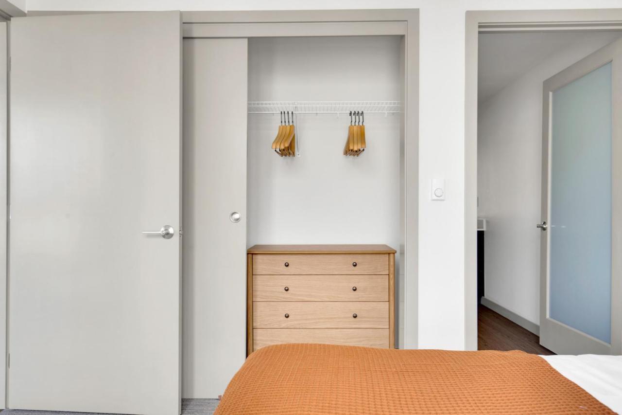 Columbia 2br W Wd Gym Nr Light Rail Sea-341 Apartment Seattle