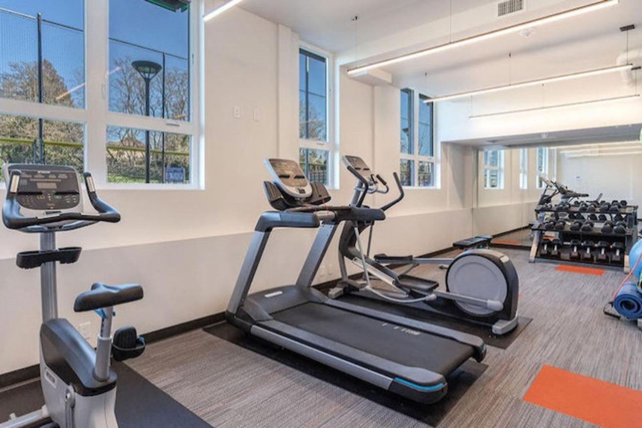 Columbia 2br W Wd Gym Nr Light Rail Sea-341 Seattle
