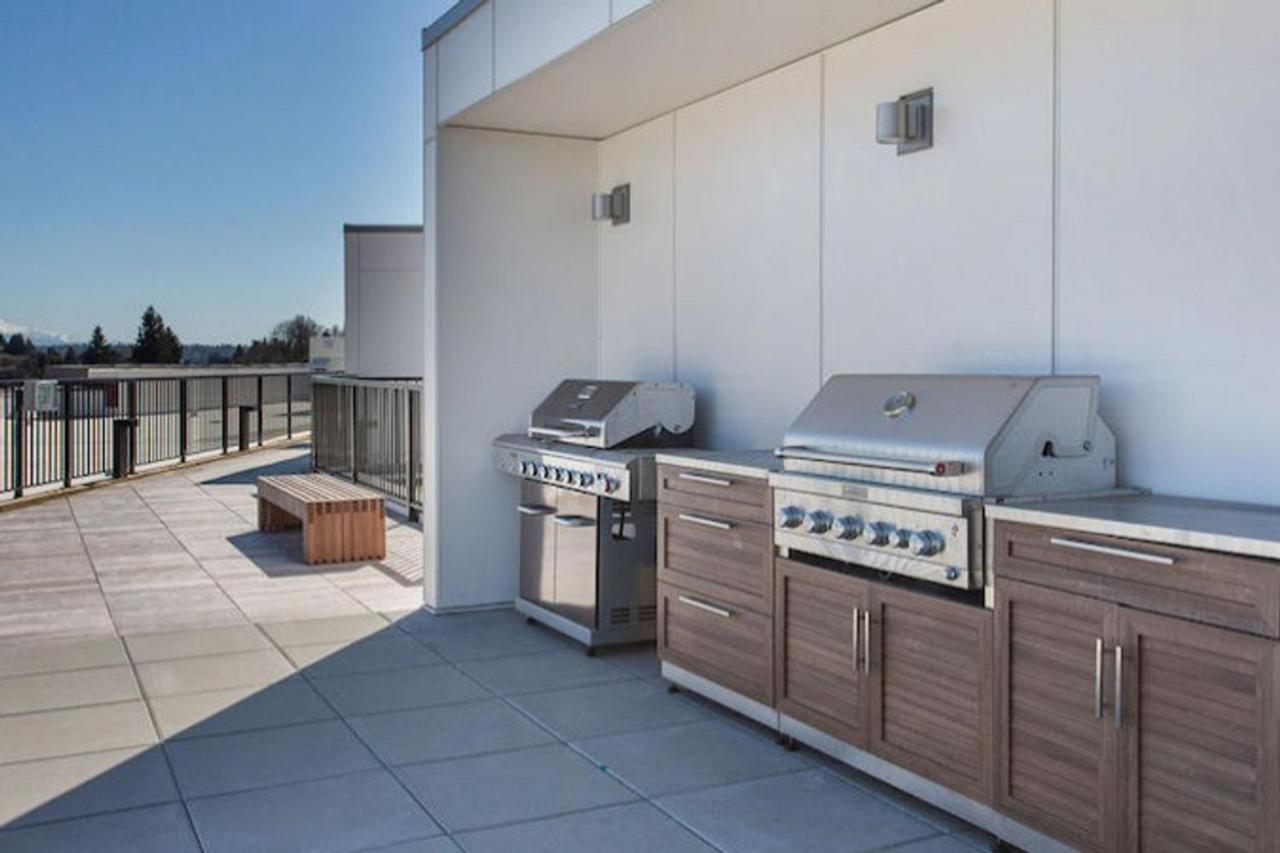 Columbia 2br W Wd Gym Nr Light Rail Sea-341
