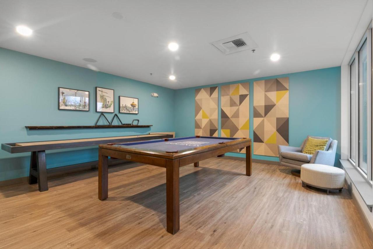 S Union 2br W Gym Wd Nr Space Needle Sea-182 Apartment