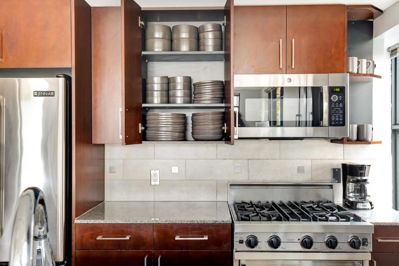S Union 2br W Gym Wd Nr Space Needle Sea-182 Apartment Seattle
