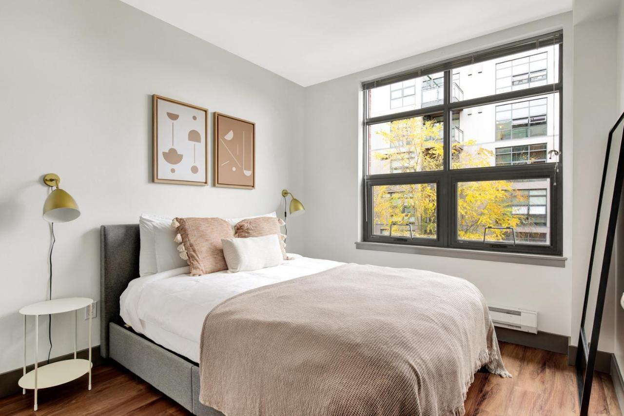 S Union 2br W Gym Wd Nr Space Needle Sea-182 Apartment *