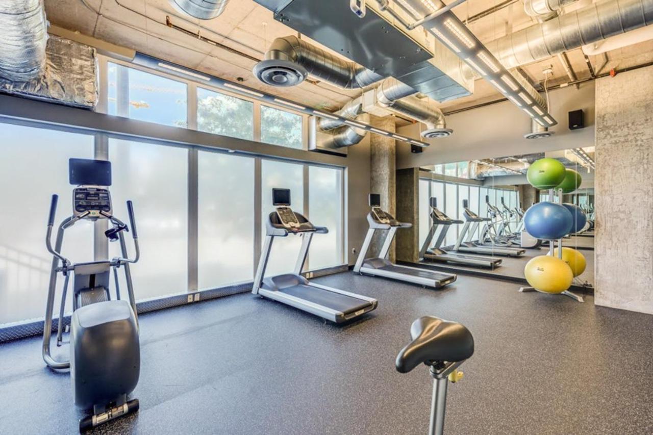 Queen Anne 1br W Roof Gym Wd Nr Metro Sea-349 *