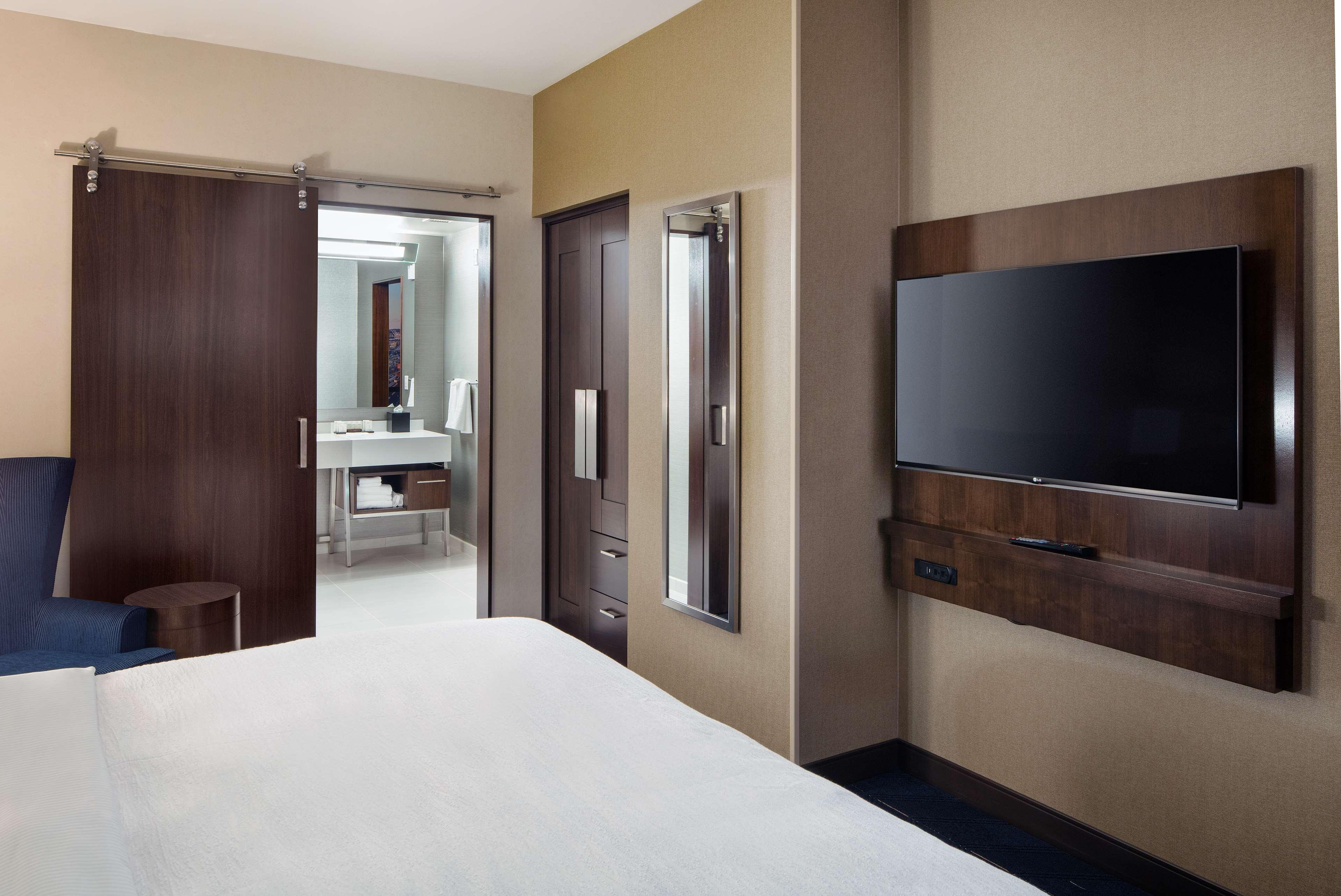 Embassy By Hilton Downtown Pioneer Square Hotel 4*