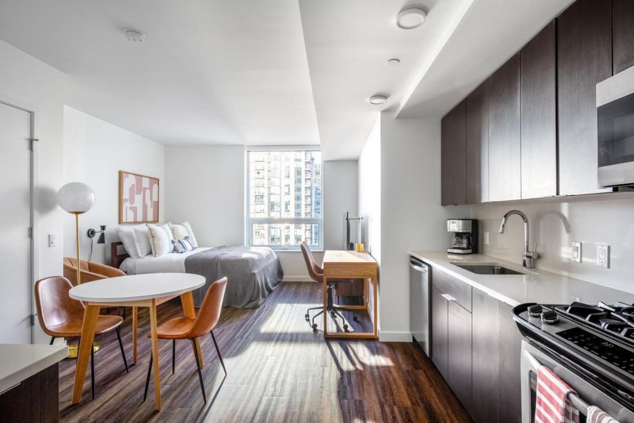 Apartment Belltown W Gym Wd Roof Lounge Nr Slu Sea-86 *