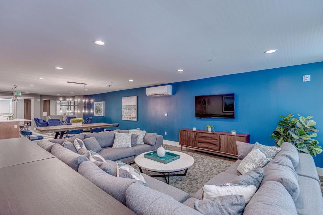 Wallingford W Pets Wd Nr 99 I-5 Sea-563 Apartment Seattle