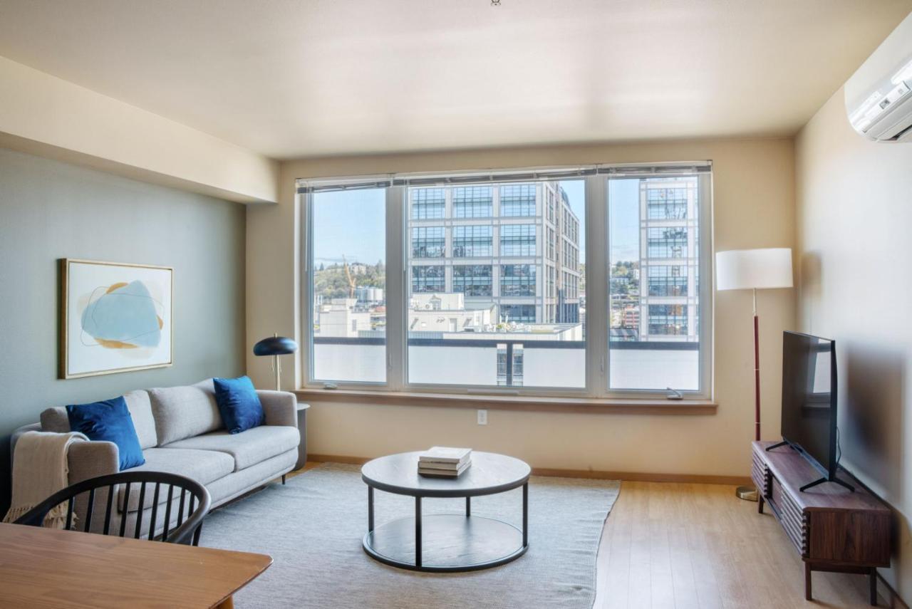 Queen Anne 1br W Gym Wd Lounge Roof Deck Sea-575 Apartment