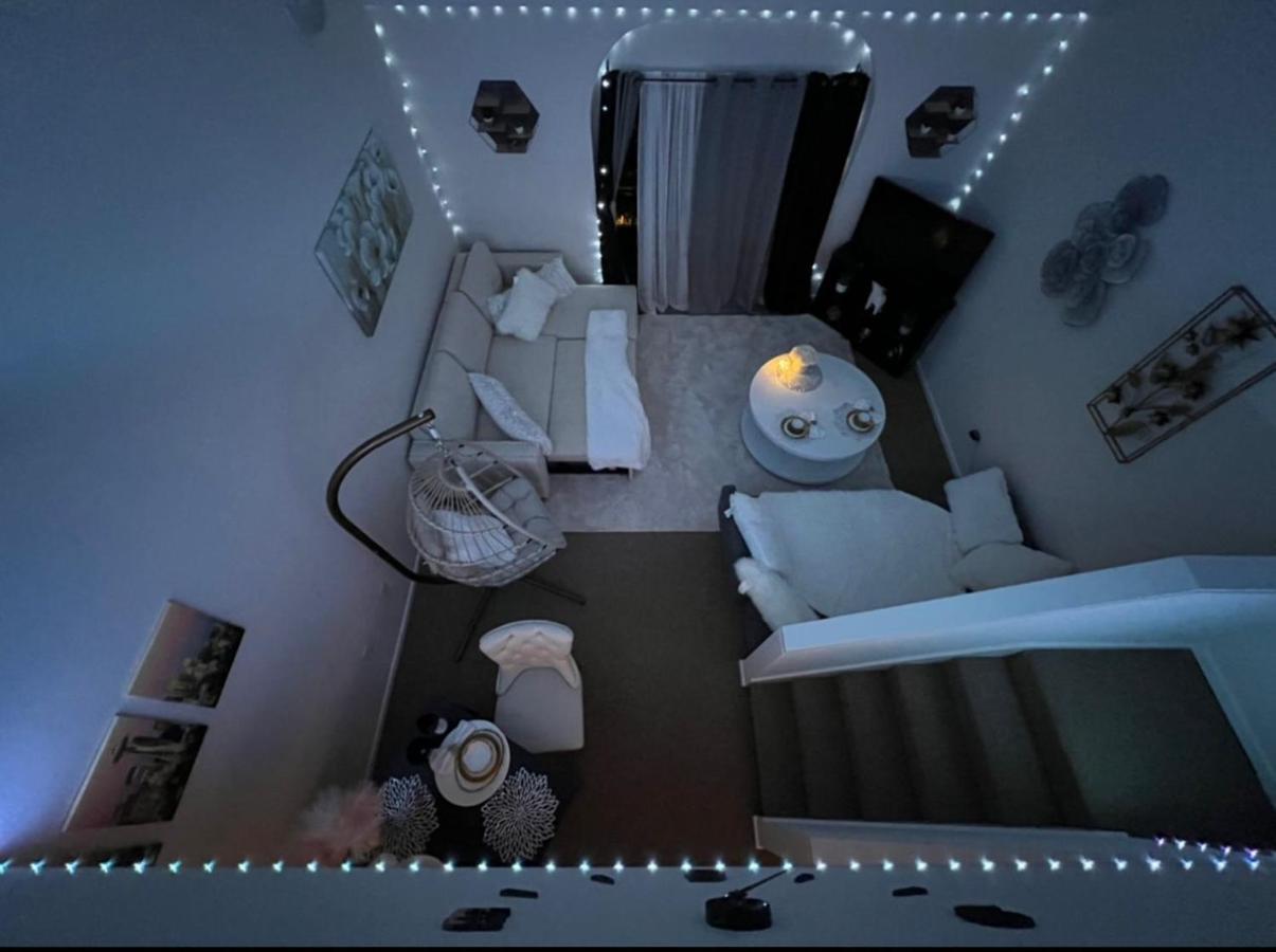 Apartment Cozy Downtown Retreat With Space Needle View *
