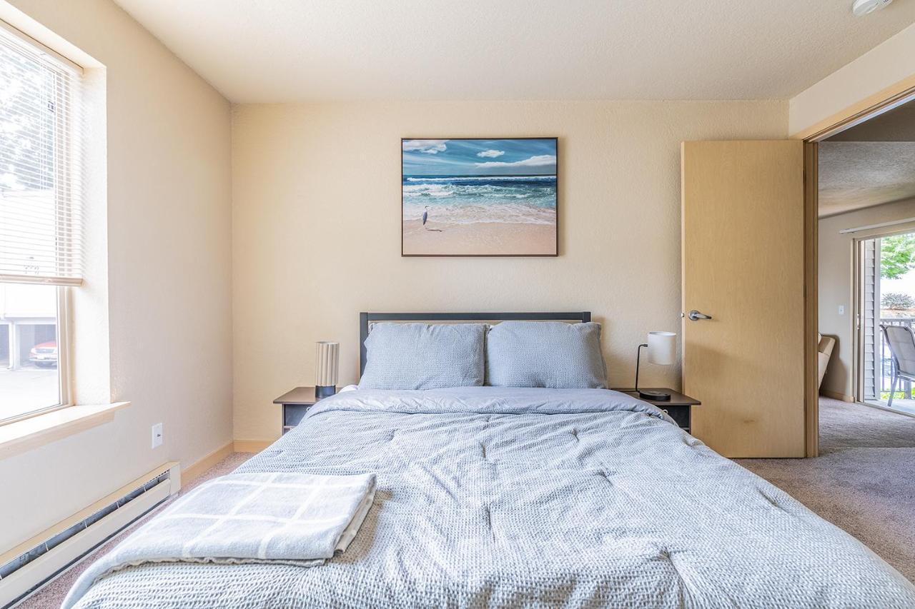 Apartment Beautiful And Cozy One Bedroom -wifi, Bbq, Patio, Dog Park, Close To Greenlake And Northgate Seattle
