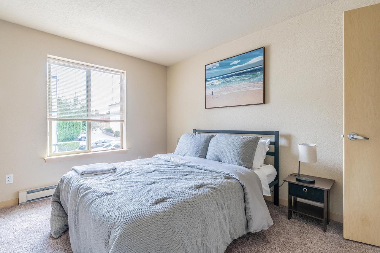 Beautiful And Cozy One Bedroom -wifi, Bbq, Patio, Dog Park, Close To Greenlake And Northgate Apartment Seattle