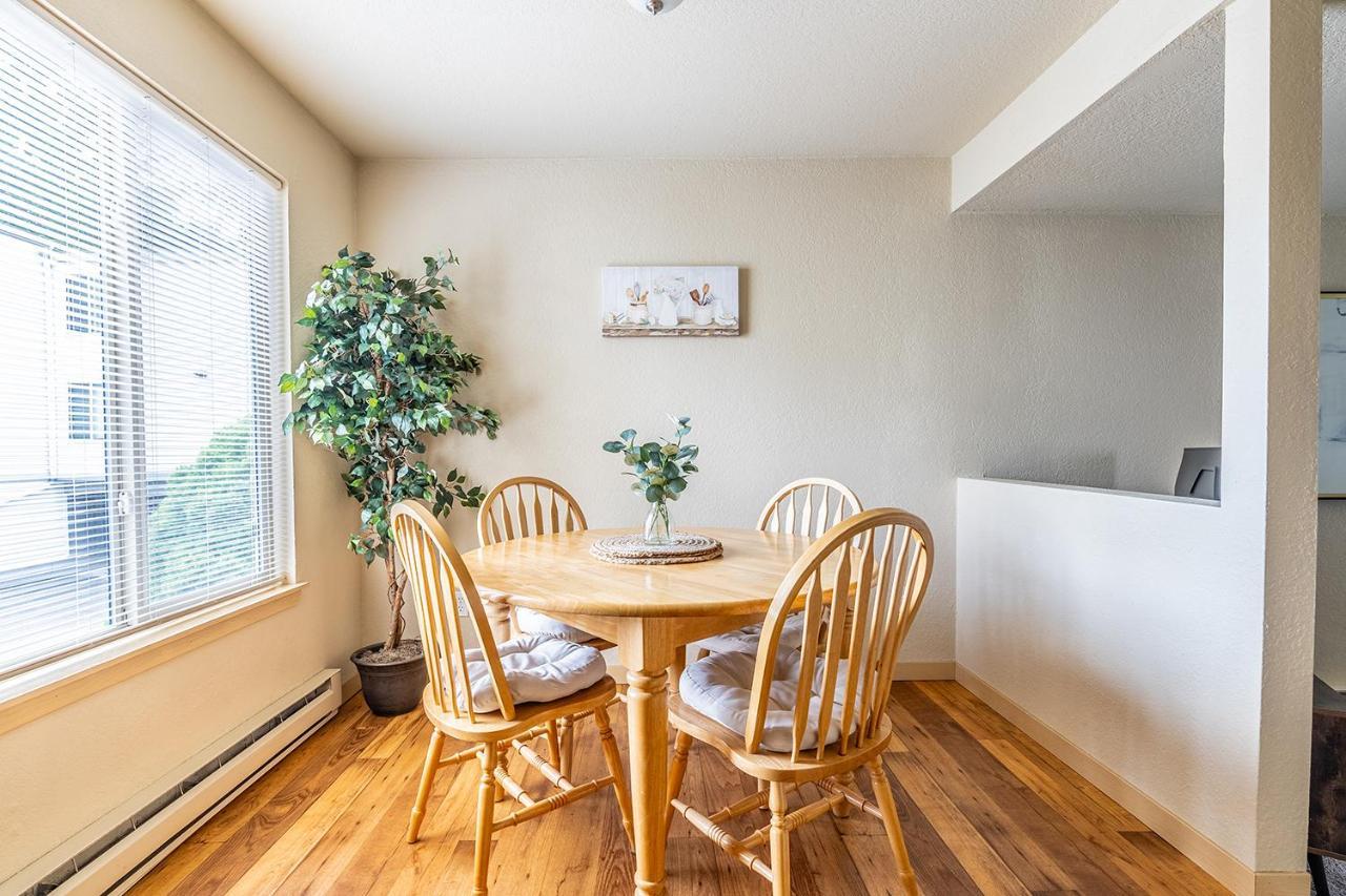 Beautiful And Cozy One Bedroom -wifi, Bbq, Patio, Dog Park, Close To Greenlake And Northgate Seattle
