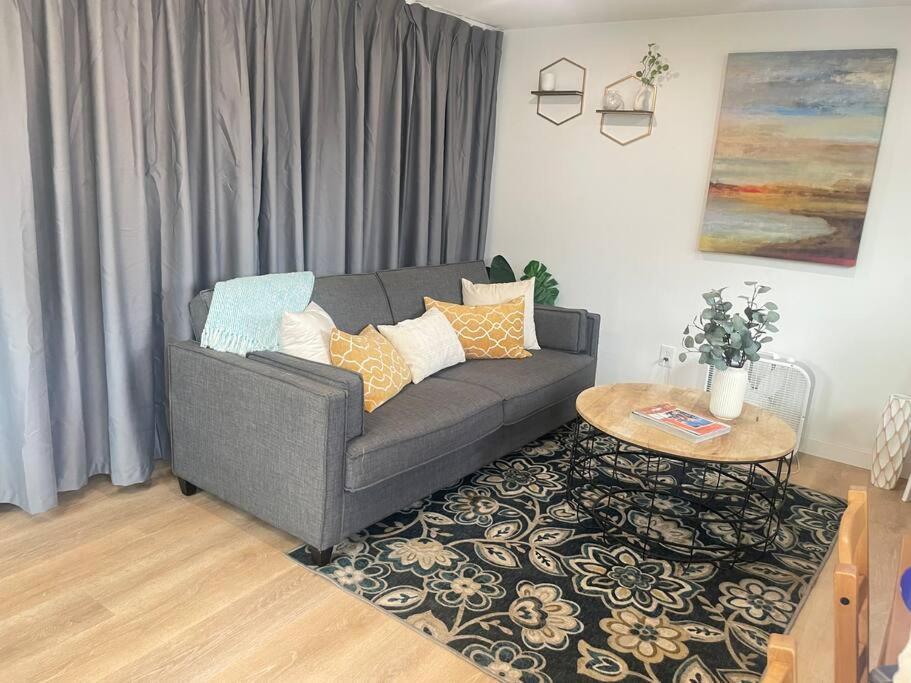 New Private Tiny Near Greenlake/lightrail/i-5 Seattle