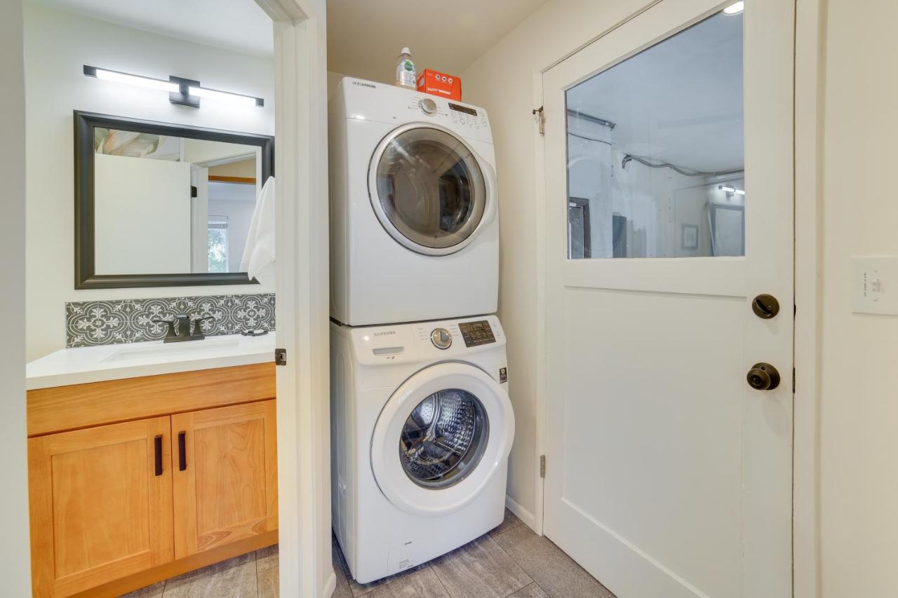 Holiday home Vacation With Hot Tub 5 Mi To Downtown Seattle