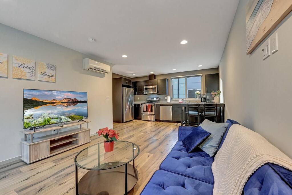 Modern 3 Bedroom Townhouse Just Steps To Alki Seattle