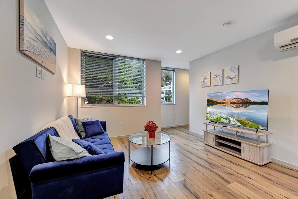 Holiday home Modern 3 Bedroom Townhouse Just Steps To Alki *