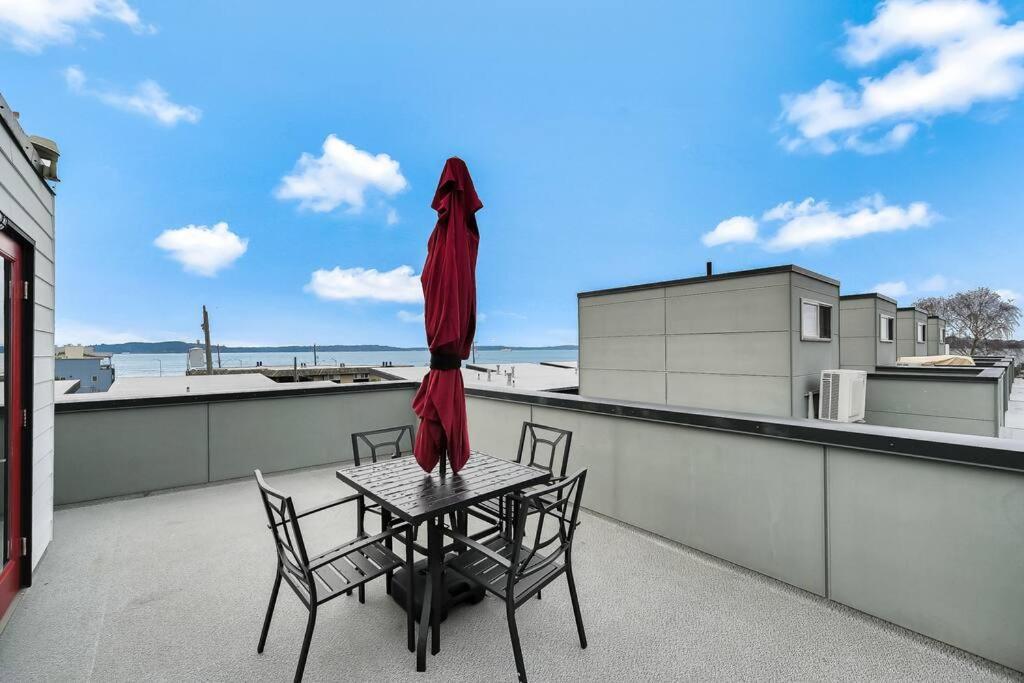 Holiday home Modern 3 Bedroom Townhouse Just Steps To Alki Seattle