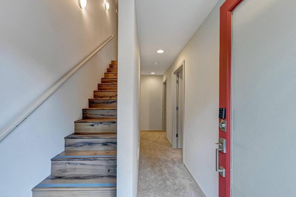 Holiday home Modern 3 Bedroom Townhouse Just Steps To Alki