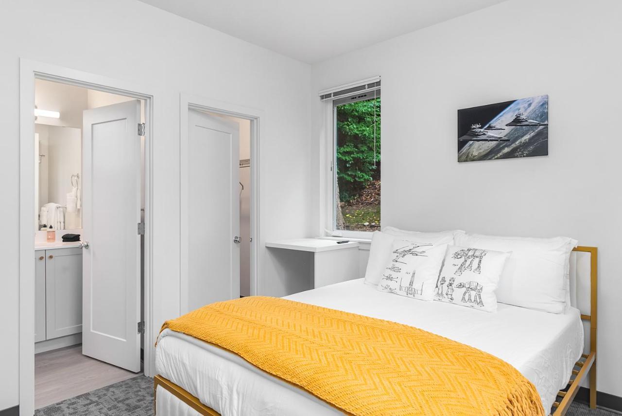 Jabba's Palace Homestay Seattle