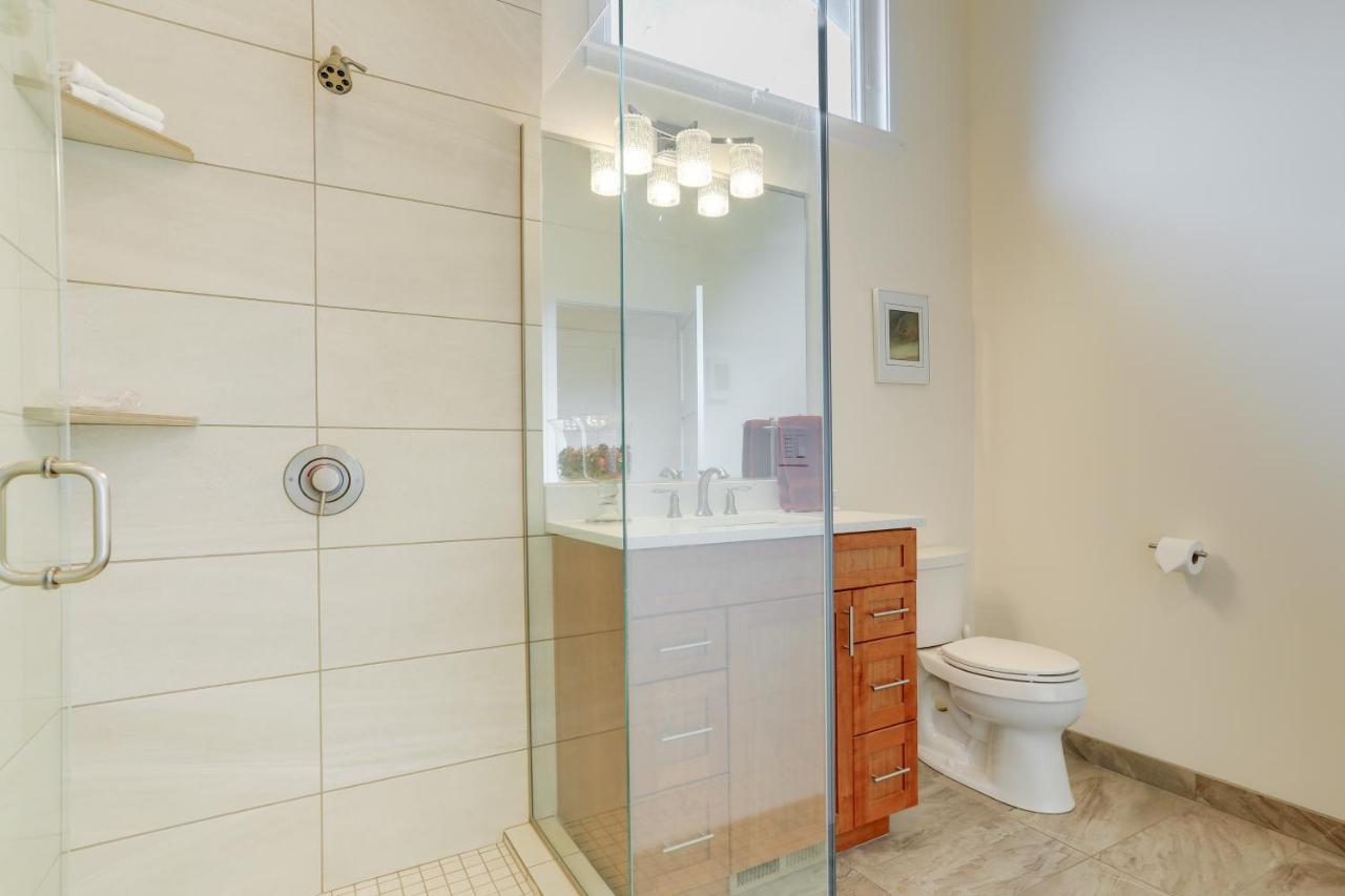 Beautiful With Patio About 9 Mi To Downtown Holiday home Seattle