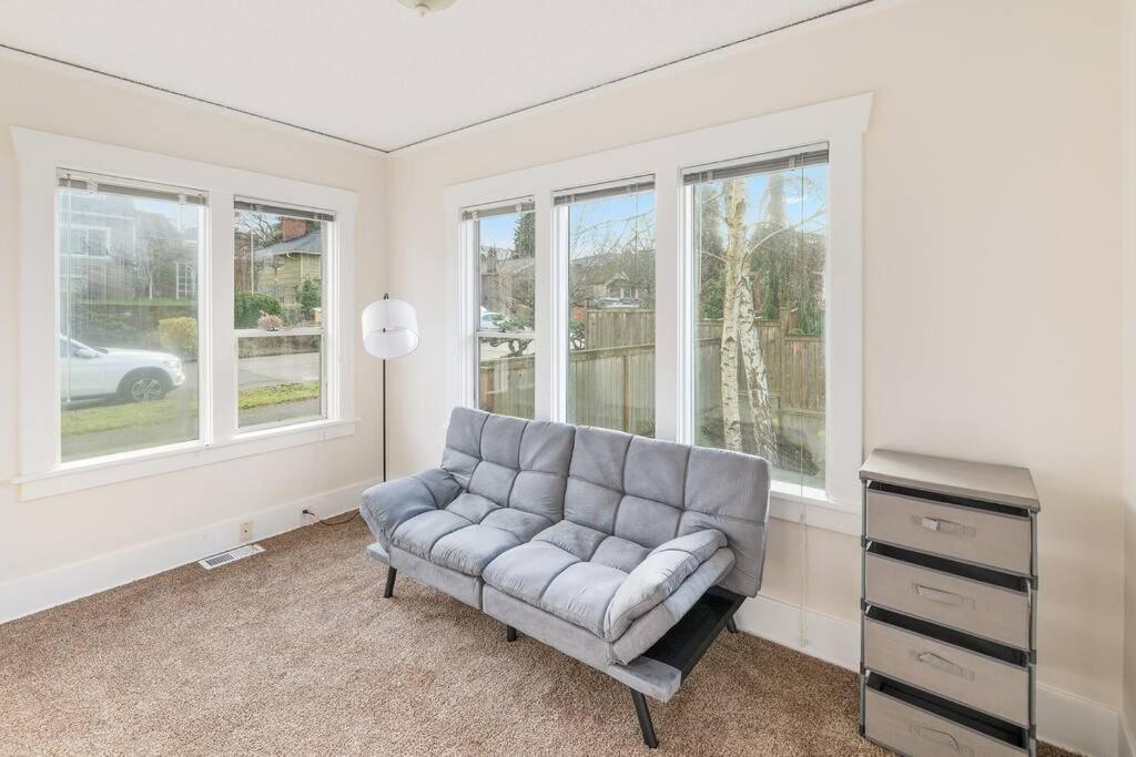 Beautiful Home, Location, Close To Holiday home