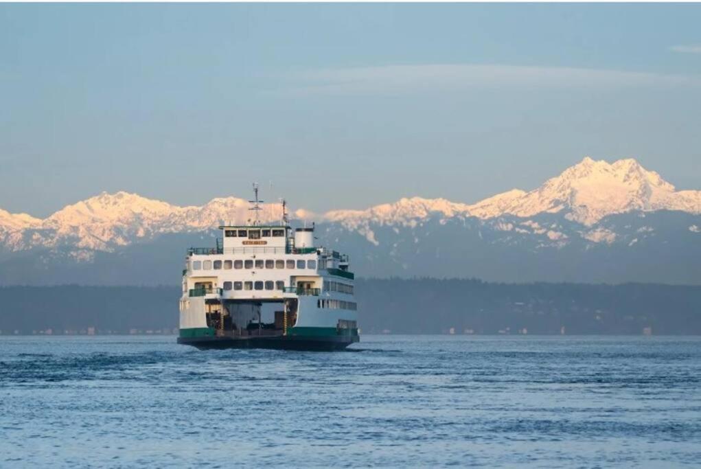 Beautiful Home, Location, Close To Seattle
