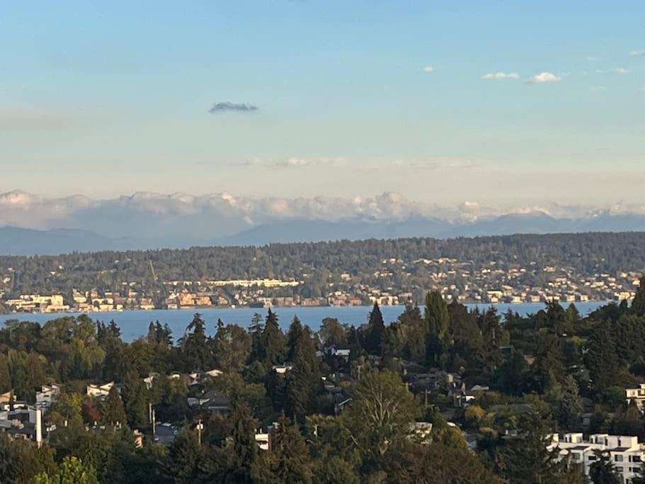 Private Seattle