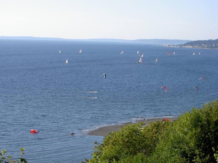 Apartment 1-bedroom Seaview On Luxury Estate With Views Of Olympic Mountains *