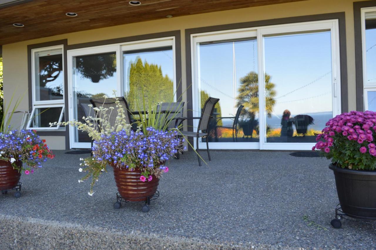 1-bedroom Seaview On Luxury Estate With Views Of Olympic Mountains