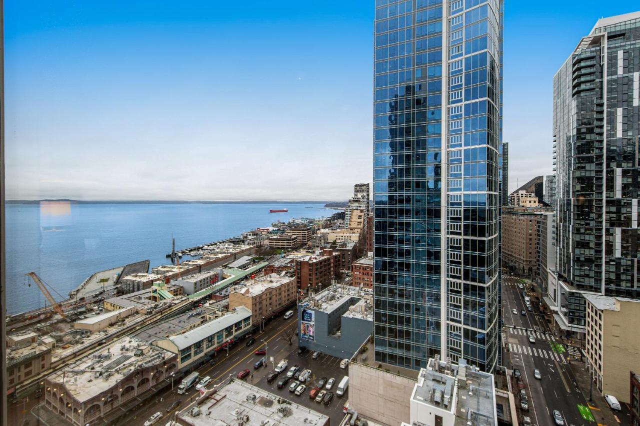 Next To The Market At Newmark Apartment *