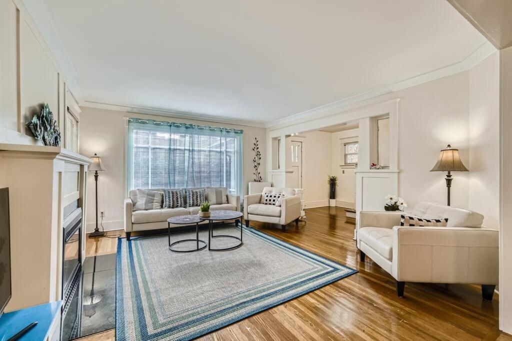 Apartment Prime Location Walk To Attractions W Free Parking *