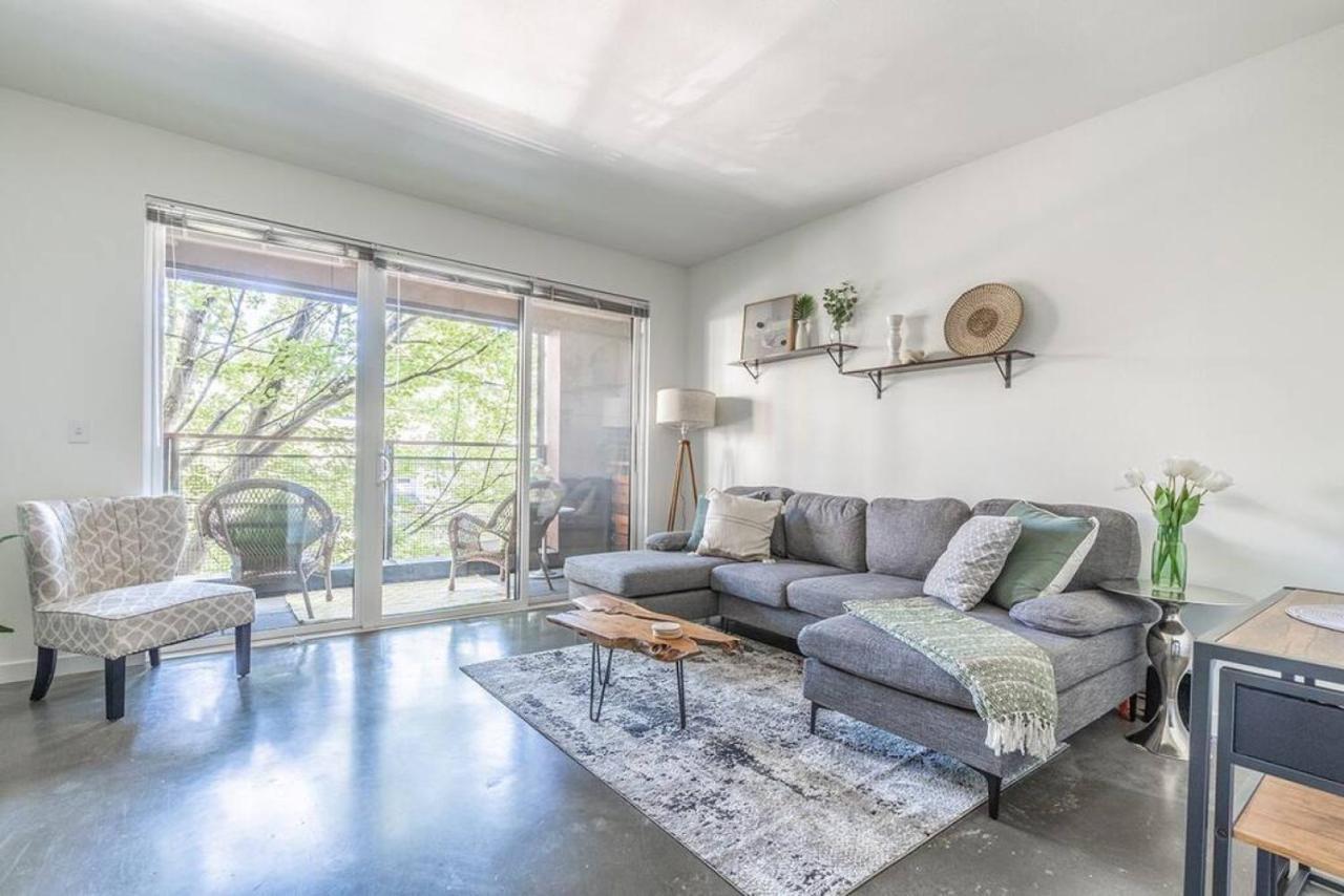 Lux 1 Bd Apartment- Rooftop, Wifi, Pet Friendly Apartment Seattle